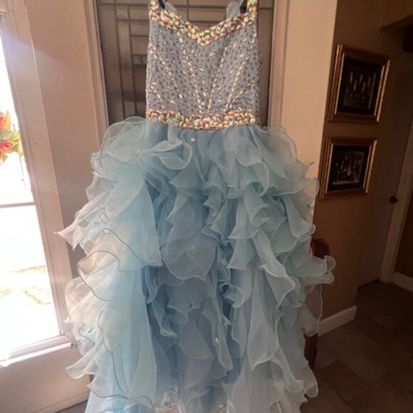 Beautiful Party dress , Great for Quinceanera , Sweet 16, Pageants - Picture 3 of 3